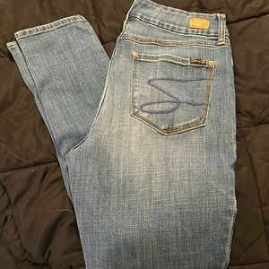 Seven’s Jeans